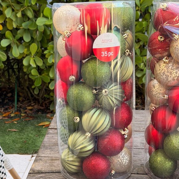 Lot of 70 Shatterproof Green Gold Red Ball ORNAMENTS Christmas Tree Glitter NEW - Picture 3 of 9